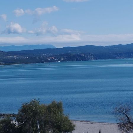 Appartamento Luxury Vista Mare Per 6 Persone A Марина-Юлиа Экстерьер фото